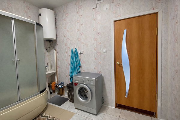 3-к квартира 90 кв.м, 1/4 эт.