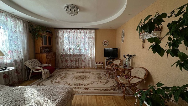 3-к квартира в коттедже, 66 кв.м., 2/2 эт.