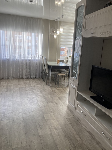 4-к. квартира, 78 м², 3/5 эт. 4-к. квартира, 78 м², 3/5 эт.