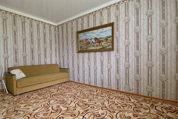 3-к квартира 90 кв.м, 1/4 эт.