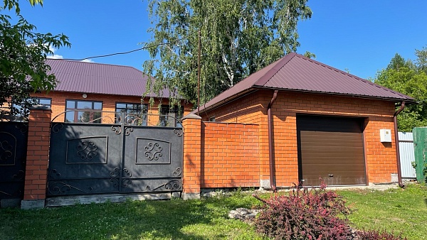 Дом 180 кв.м. на участке 10 соток Дом 180 кв.м. на участке 10 соток