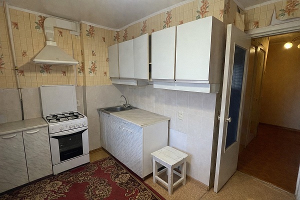 3-к квартира, 63,5 кв.м., 1/3 эт.